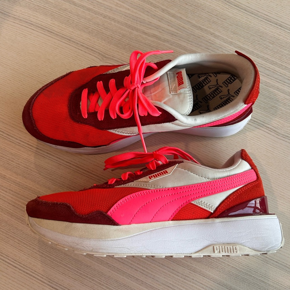Puma Women's Pink & Red Retro Runner Sneakers